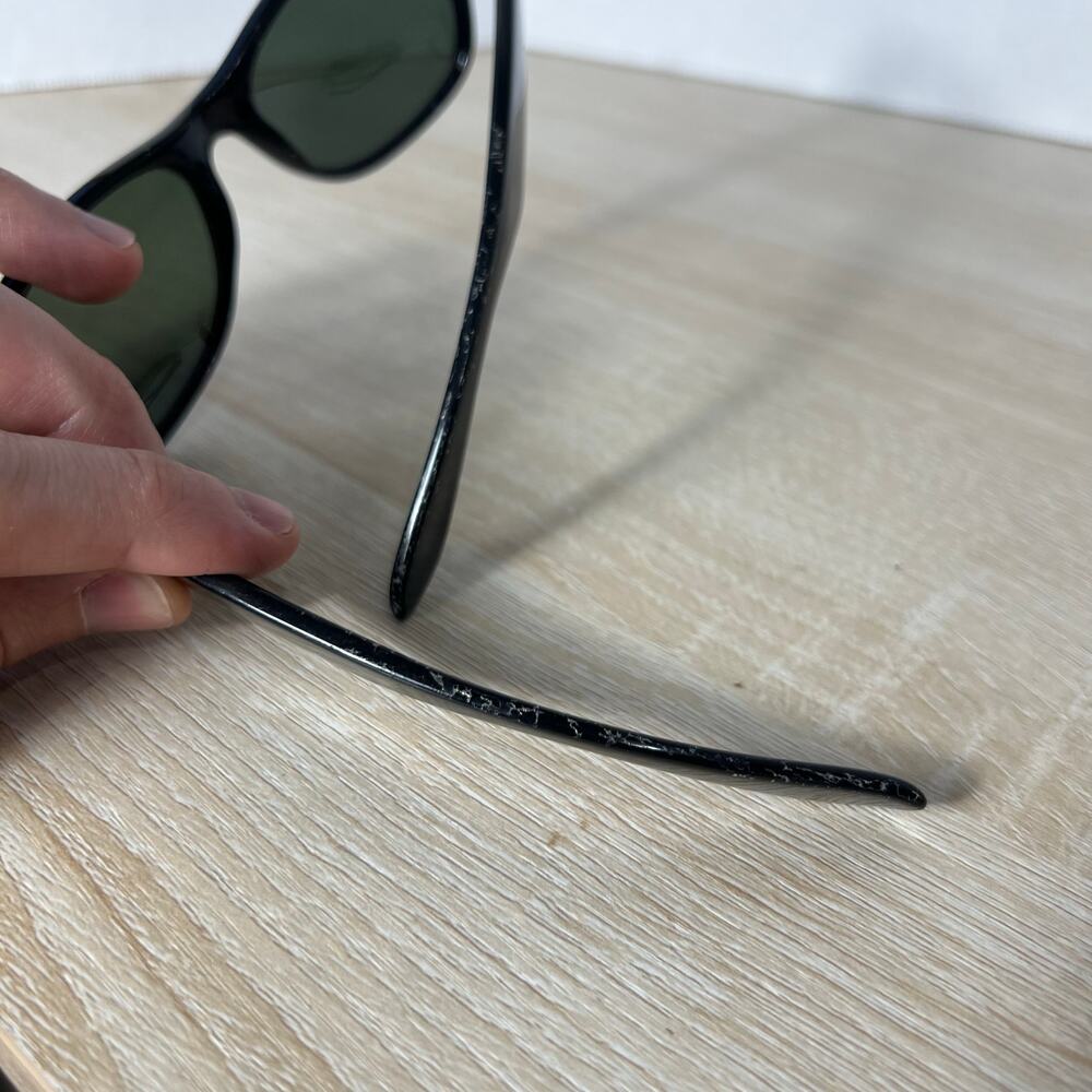 Ray-Ban RB2132 New Wayfarer 901 Sunglasses Black DAMAGED 55-18 Italy - Picture 4 of 16